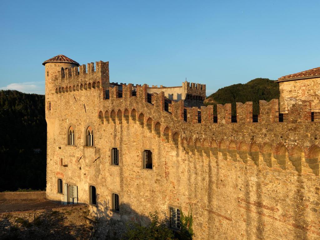 Castello Malaspina Di Fosdinovo Hotel Екстериор снимка