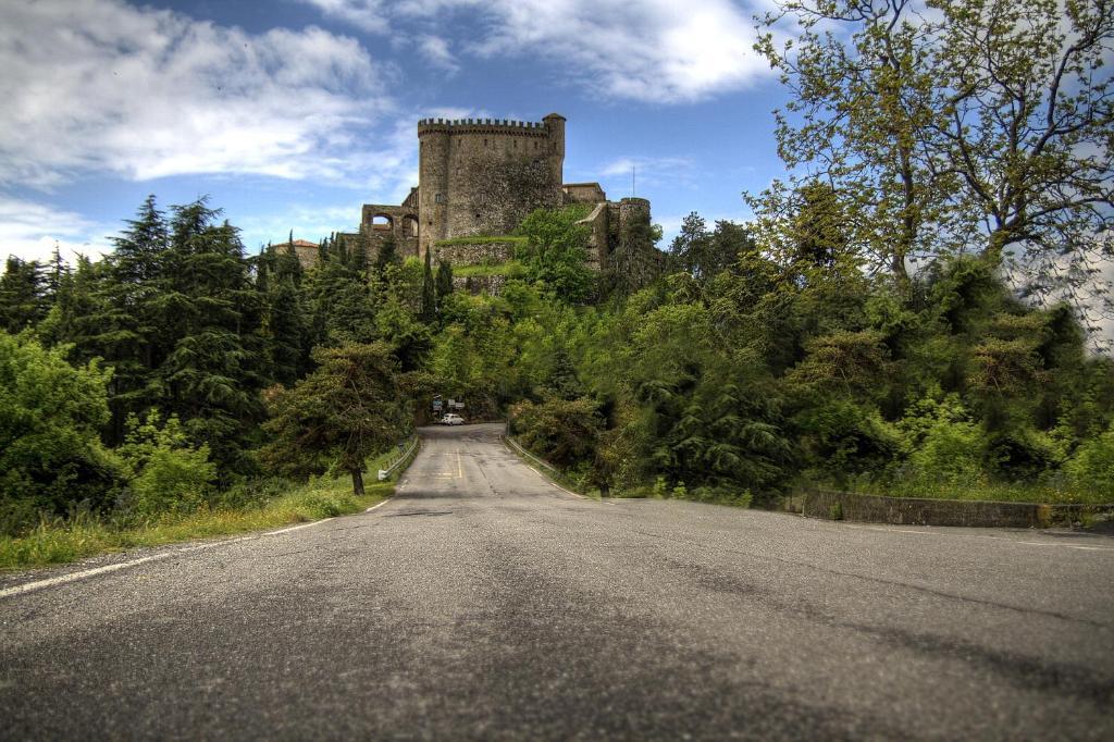 Castello Malaspina Di Fosdinovo Hotel Екстериор снимка